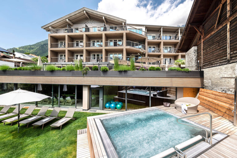 Hotel An Der Stachelburg in Parcines, Italy